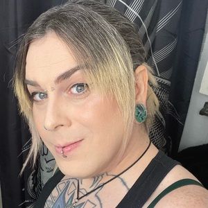 Meet your Posher, Sasha